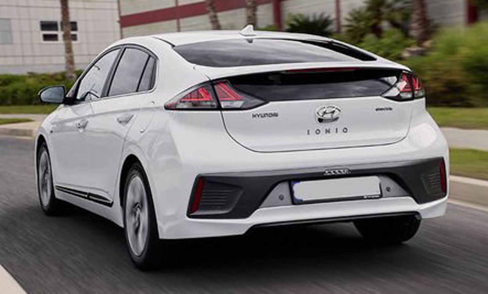 20000 mile Lease deals on Hyundai Ioniq Premium 38.3kWh Hatchback 100KW