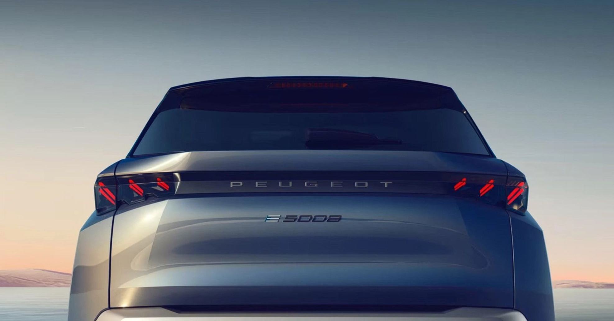 Peugeot-5008