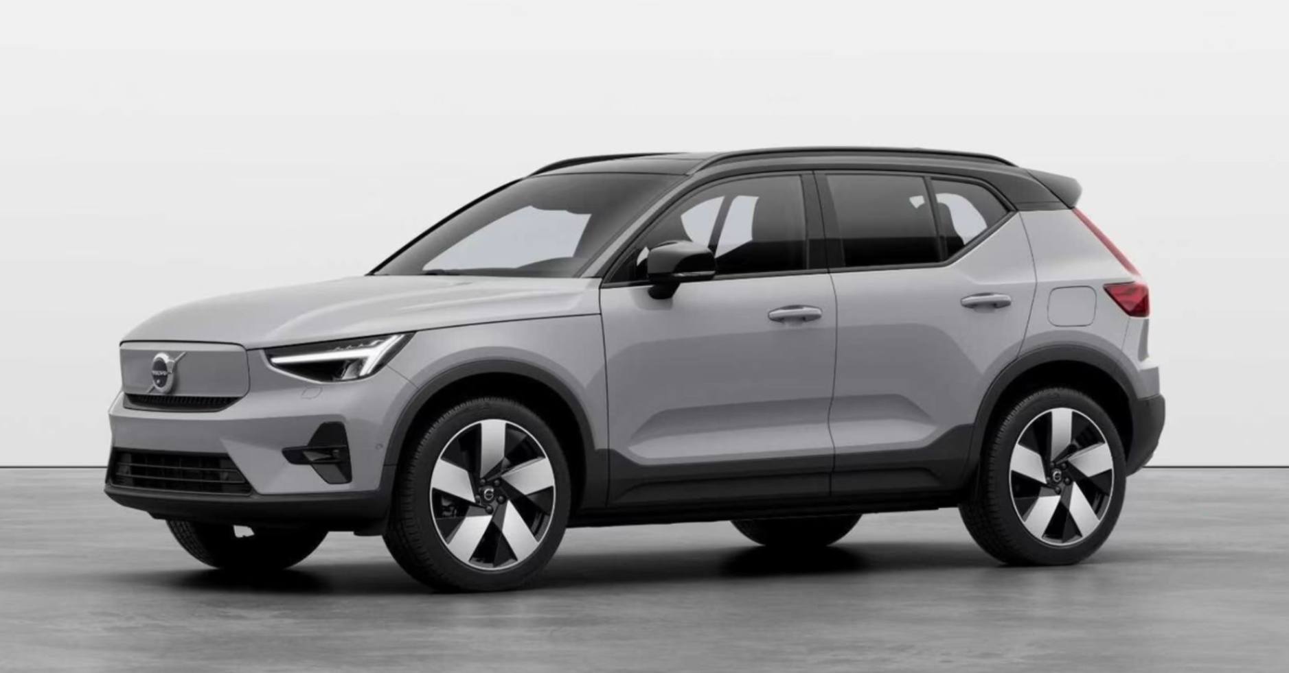 Volvo XC40 B3 Ultra Black Edition